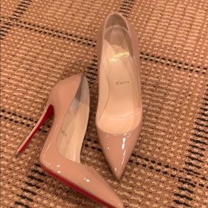 Christian Louboutin so Kate pumps